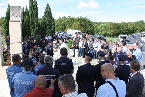 Slika PU_SD/Hrvace 201706-naslovna.jpg